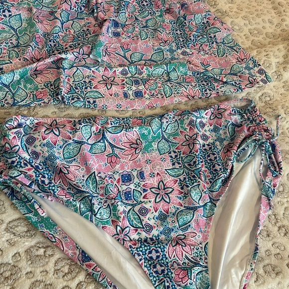 NWT  Women’s Plus Size 22W floral tankini Swim Set - Picture 2 of 10